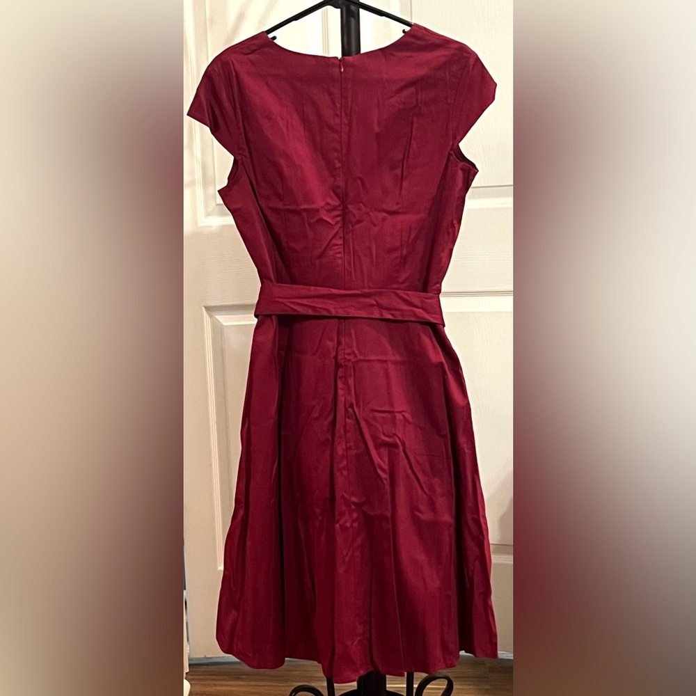 🍷 Vintage Charm – Dress Tells Deep Wine Red Fit & Flare Dress (XL) - Picture 4 of 9